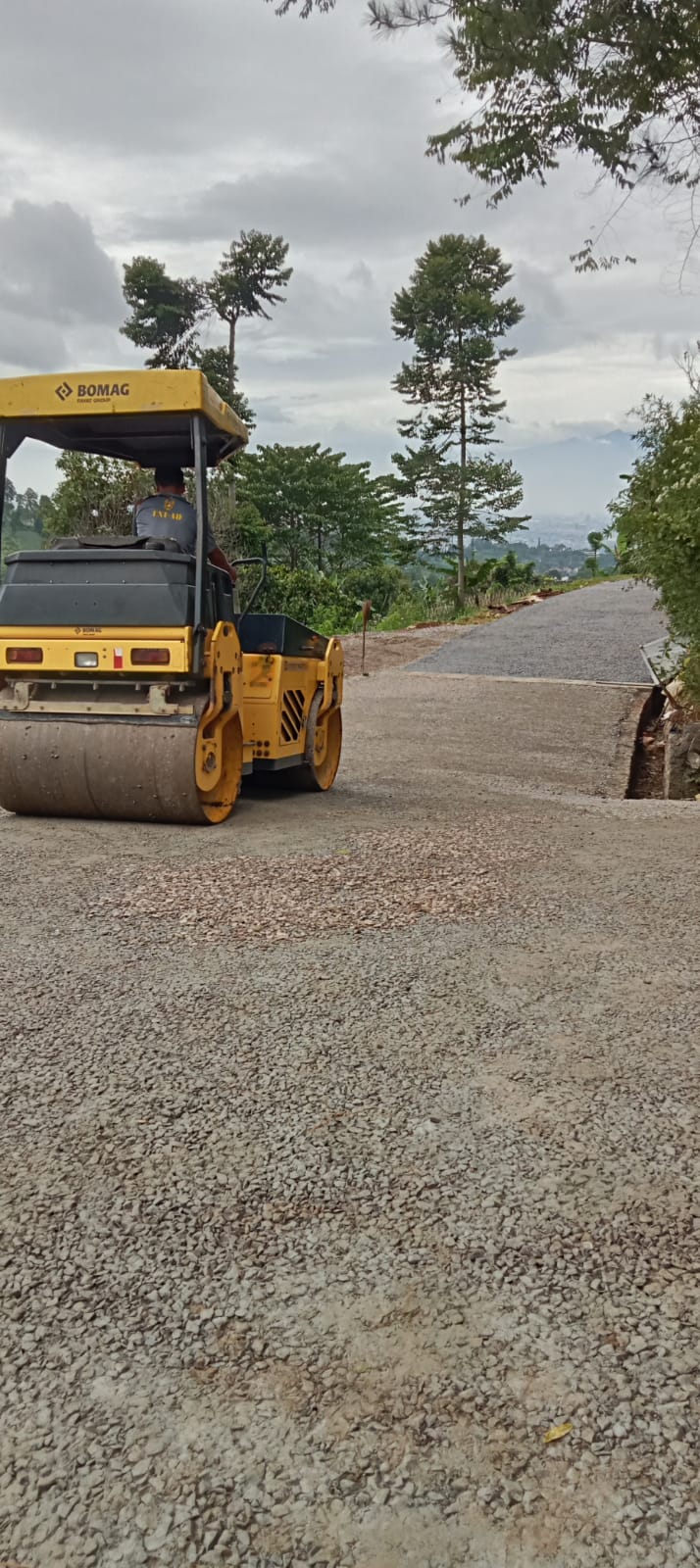 pengaspalan aspal hotmix murah semarang Pengaspalan jalan perumahan Candisari