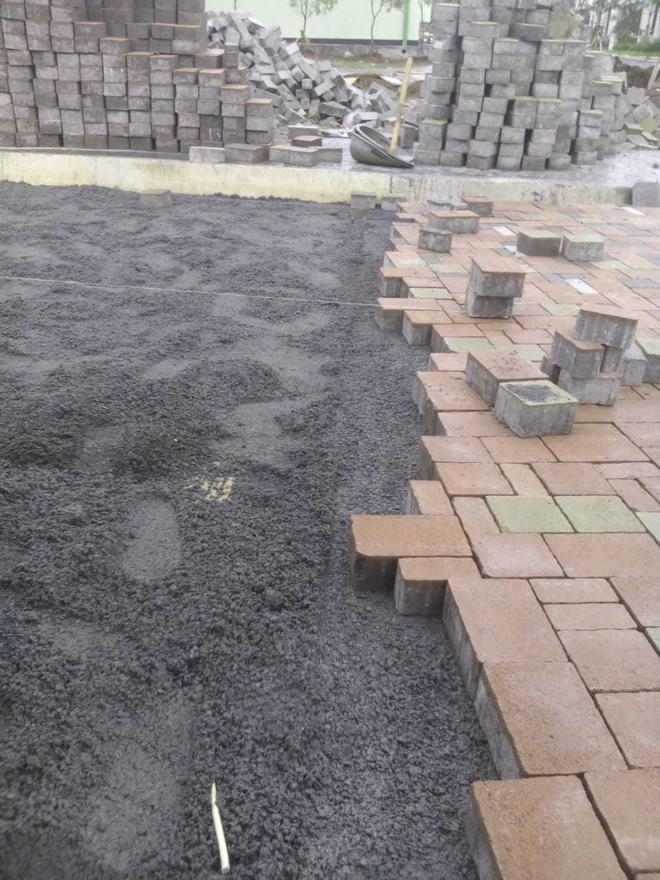 pengaspalan aspal hotmix murah semarang Pemasangan paving block halaman parkir Semarang Timur
