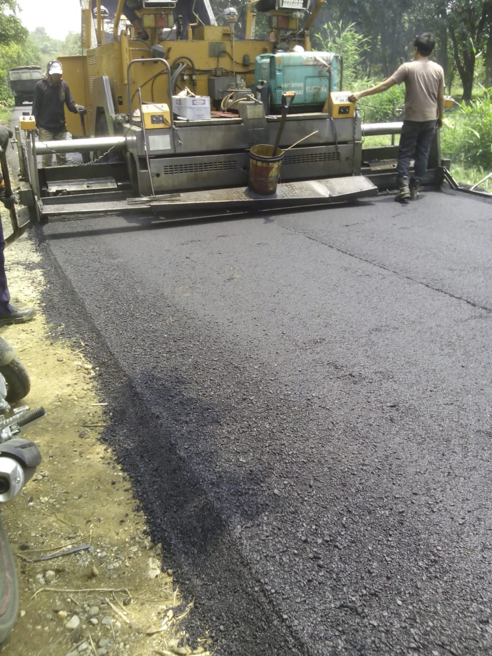 pengaspalan aspal hotmix murah semarang Pengaspalan jalan raya Candisari
