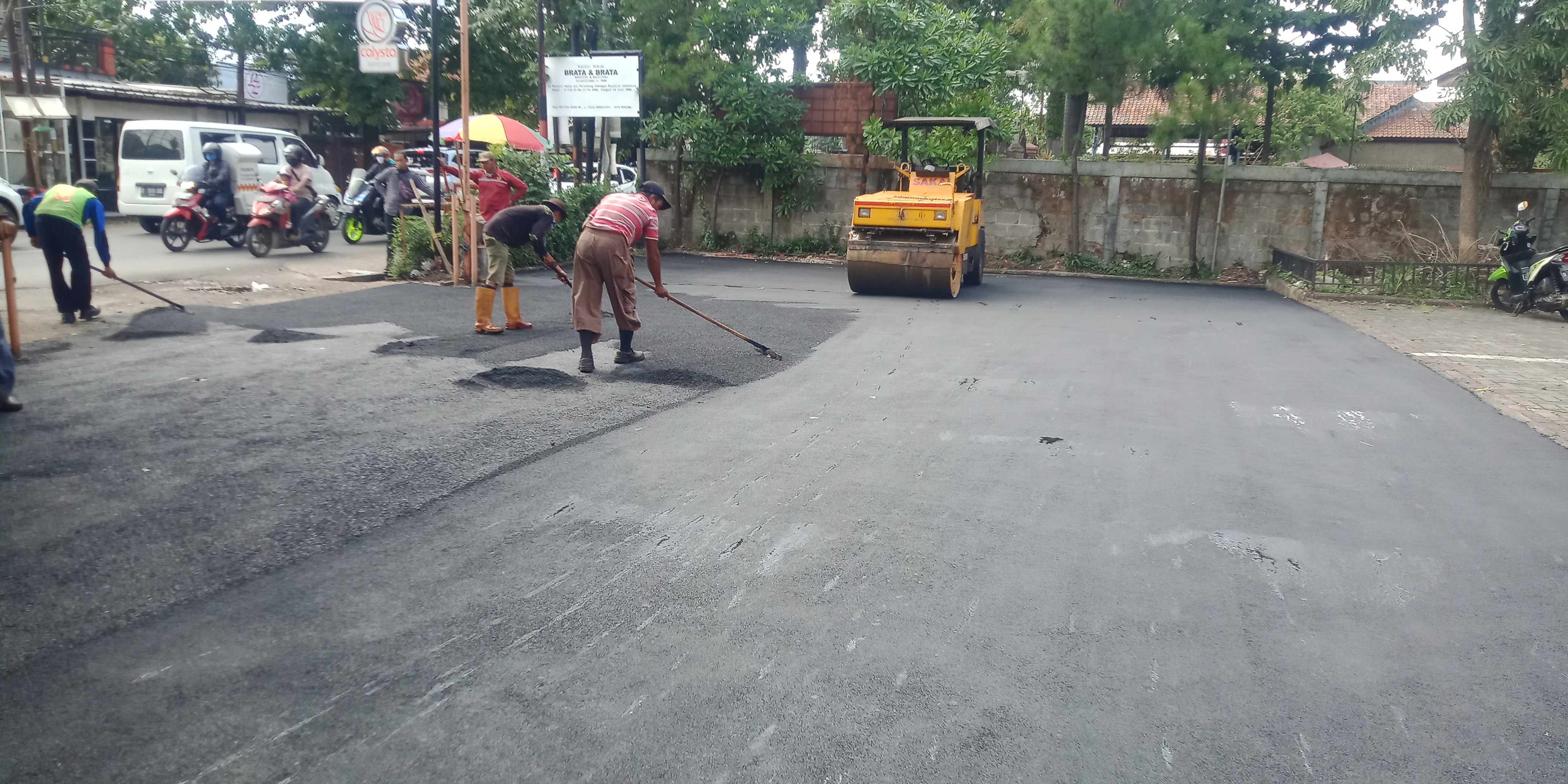 pengaspalan aspal hotmix murah semarang Pengaspalan murah jalan perumahan Semarang Barat